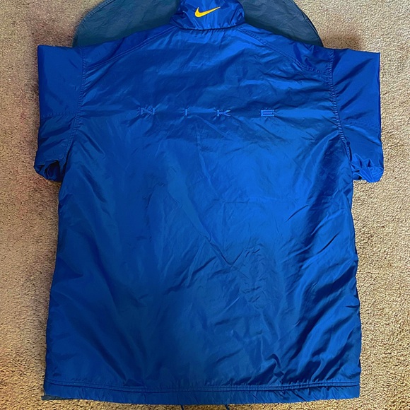 Nike Retro Embroidered Coat - Picture 4 of 4
